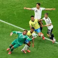Destaque contra o Brasil, goleiro desiste do PSG e escolhe outro time imagem