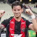Diego Tarzia pode alcançar marca inédita no Vitória em 2026; veja qual imagem