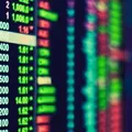 Eleições e juros altos: como investir em um cenário de incertezas imagem