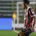 Emprestado pelo Bahia, lateral é decisivo em estreia na Sul-Americana imagem