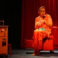 Espetáculo leva histórias de manicure ao palco em Salvador imagem