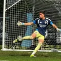 Ex-Bahia, goleiro de 18 anos se destaca em Orlando e mira profissional imagem