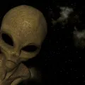 Famoso ator de Hollywood afirma ter visto alien em garagem imagem