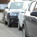 Hábito inocente ao estacionar gera multa e pontos na CNH imagem