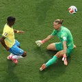 Herói contra o Brasil, goleiro norueguês está sem clube imagem