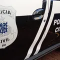 Homem é preso por tentar matar vítima após briga por carregador na BA imagem