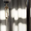 Homem esgota soro de hospital após ser picado duas vezes por cobra imagem