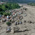 Inundações deixam 19 mortos e 384 turistas desaparecidos no Nepal imagem