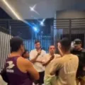 Jogadores do Atlético de Alagoinhas cobram presidente em condomínio imagem