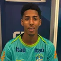 Joia de 16 anos do Bahia surge como aposta para o futuro da Seleção imagem