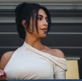 Kim Kardashian vai ao GP de Mônaco assistir corrida de Lewis Hamilton imagem