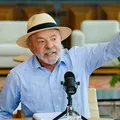 Lula critica tarifaço e diz que enviará dados ao “amigo” Trump imagem