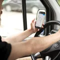 Mais trabalho, menos renda: motoristas de app relatam jornadas exaustivas em Salvador imagem