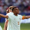 Mbappé brilha, França elimina Marrocos e avança na Copa do Mundo 2026