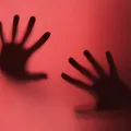 Medida protetiva impede contato com a mulher através das redes sociais imagem