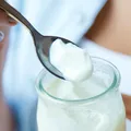 Mulher é indenizada após achar lagartixa em iogurte de marca famosa imagem
