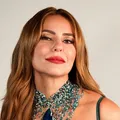 Paolla Oliveira responde fã que pediu para apanhar dela; veja vídeo imagem