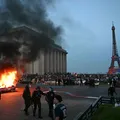 Paris vive noite de tensão após título do PSG; 280 pessoas são presas imagem