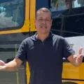 Prefeitura é acusada de contratar professora efetiva para transporte escolar imagem