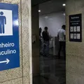 Projeto mira 'banheirão' e prevê aumento de pena para até cinco anos de prisão imagem