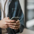 Recebeu alerta de celular roubado? Veja como agir e garantir seus direitos imagem