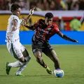 Relembre última vez que o Vitória venceu o Palmeiras no Barradão imagem