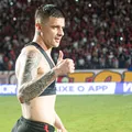 Renato Kayzer marca gol do título e se sagra artilheiro do Nordestão imagem