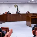 STF define fim de aposentadoria compulsória remunerada como punição imagem