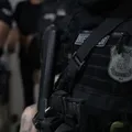Suspeito de homicídio é preso após trocar tiros com policiais na Bahia imagem