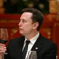 Trilionário, Elon Musk troca mansão por imóvel pré-fabricado de 37 m² imagem