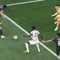 VAR errou ao revisar cartão amarelo em EUA x Paraguai? Entenda a regra imagem