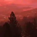 VÍDEO: céu da Venezuela fica totalmente vermelho após terremotos imagem