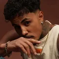 VÍDEO: MC Livinho se envolve em confusão com a polícia após show imagem