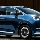 Denza D9 ganha versão de entrada mais barata e autonomia de 350 km