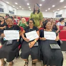 Formatura celebra alfabetização de idosos em Alagoinhas