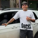 Influenciador é morto a tiros no próprio carro