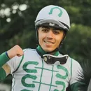 Jóquei morre após cair de cavalo durante corrida no Rio de Janeiro