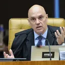 Moraes dá 48 horas para PGR se pronunciar sobre arma de Bolsonaro