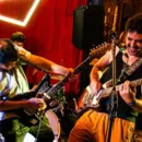 Rock no Rio Vermelho: Meus Amigos Estão Velhos festeja aniversários com show autoral