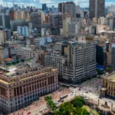 Reciclador de imóveis compra prédio abandonado e descobre tesouro histórico