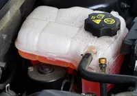 Água do radiador sumindo? O teste de R$ 20 que salva o seu motor