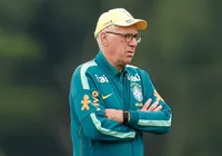 Ancelotti toma decisão na Seleção após convite de seleção europeia