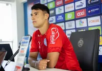 Antes do primeiro BaVi, Alejo Véliz faz alerta: “Jogo à parte”