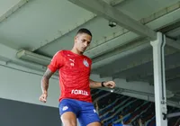 Após susto, Juba viaja e pode ser surpresa do Bahia contra a Chape
