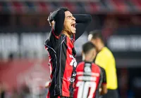 Após título pelo Vitória, Renê projeta chance na Seleção Brasileira