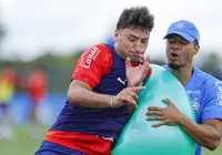 Bahia precisa olhar pra Manchester e jogar em função do camisa 9 para voltar a vencer