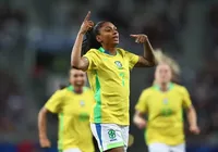 Barcelona compra brasileira mais cara da história do futebol feminino