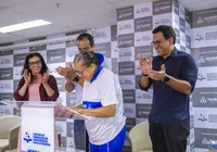 Bolsa de R$ 100 para estudantes de Salvador começa a ser paga em setembro
