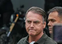 Bolsonaro pode prestar depoimento à polícia após pistola apreendida