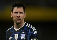 Campeão do mundo vê Messi sem "condições de jogar 90 minutos" na Copa imagem